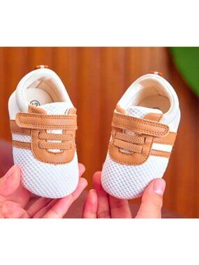 Baby Soft Sole Shoes With Anti-Slip Heart Pattern